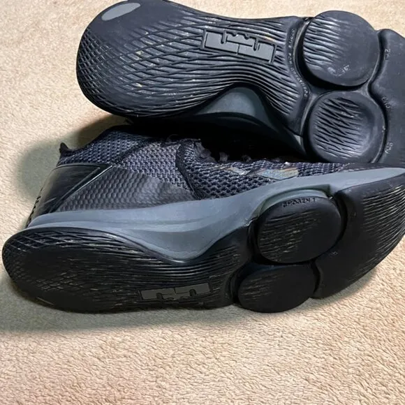 Nike LeBron‎ Witness 4 Black - BV7427-003 Size 11.5