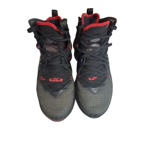 Nike LeBron XIX 19 Black Red CZ0203-001 Men’s Size 6