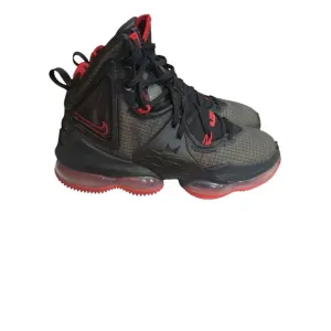 Nike LeBron XIX 19 Black Red CZ0203-001 Men’s Size 6