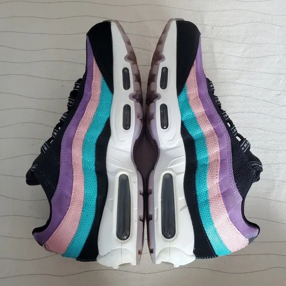 Nike Mens Air Max 95 Have A Nike Day Multicolor Shoes Sneakers BQ9131-001 Sz 8.5