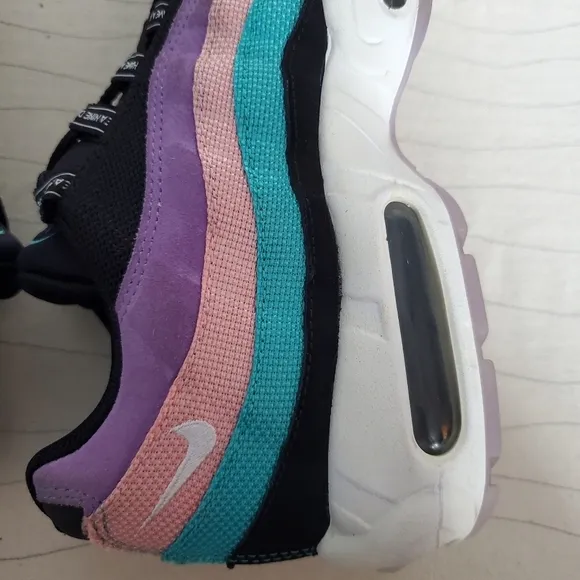 Nike Mens Air Max 95 Have A Nike Day Multicolor Shoes Sneakers BQ9131-001 Sz 8.5