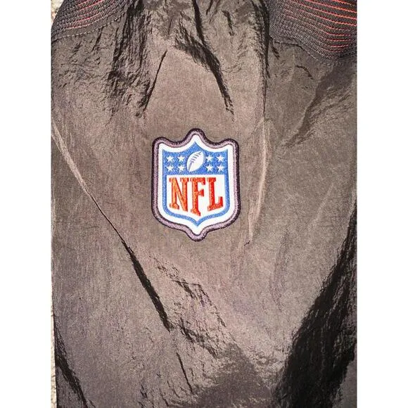 Nike Mens Brown Cleveland Browns Sideline Team ID Reversible Pullover Windshirt