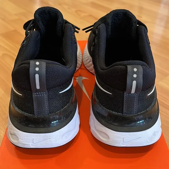 Nike Men's React Infinity Run Flyknit 2 Running Shoes Black
