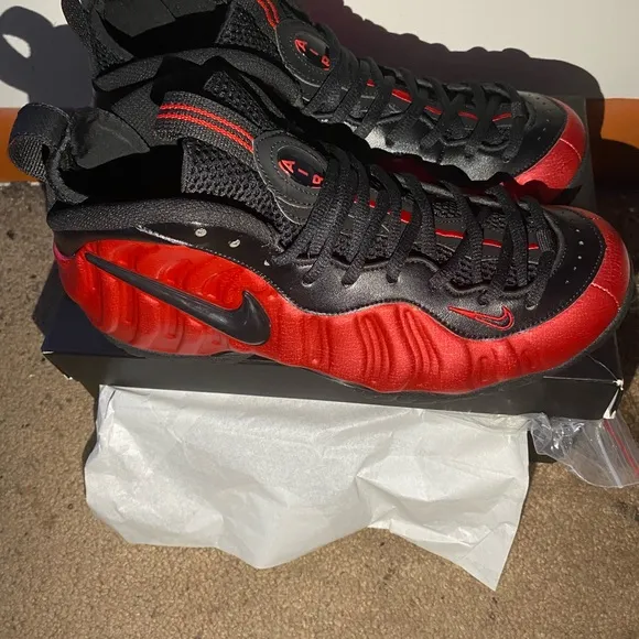 Nike Red and Black Athletic Shoes