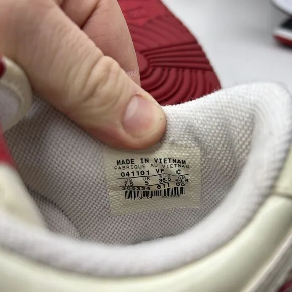 Nike Shoes Dunk Low WMNS “Valentines Day/Varsity Red White” 2023