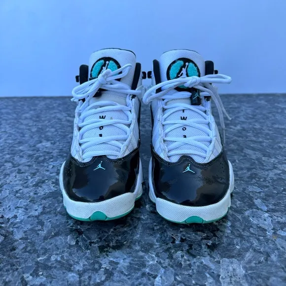 Nike Shoes Youth 5 Air Jordan Rings Tropical Twist GS 323419-115 White Black.