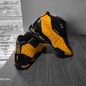 Nike Shox BB4 Black University Gold Men's Sneakers Size 8.5