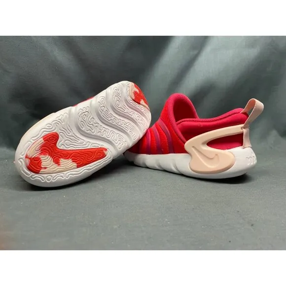 Nike Toddlers Dynamo Go SE (TD) Sneakers Slip-On Pink White Size 5c NEW IN BOX