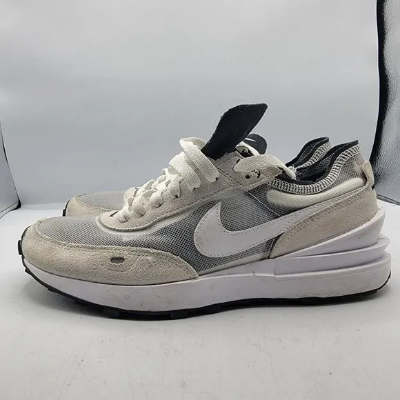 Nike Waffle One Mens Size 7 White Low Top Lace Up Running Shoes DA7995-100