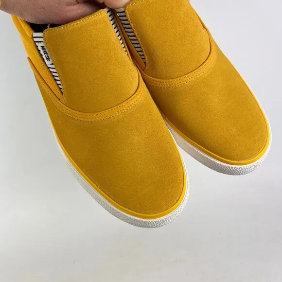 Nike Zoom Verona Slip on premium SB men’s size 10.5 yellow white athletic shoes