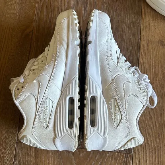 Nike Air Max 90 in White