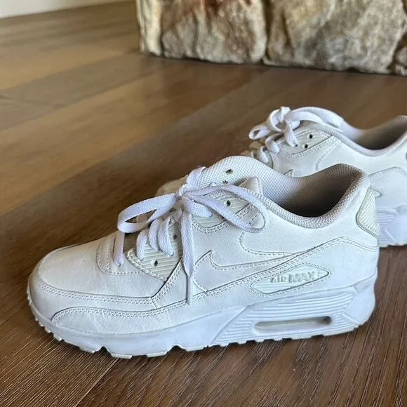 Nike Air Max 90 in White