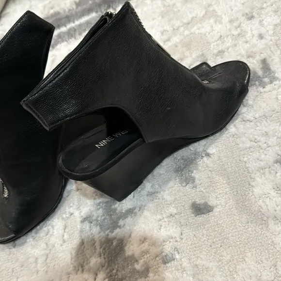Nine West peep toe booties