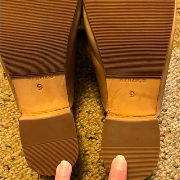 Nisolo Tan Leather Mules Comfortable Slip-On Design