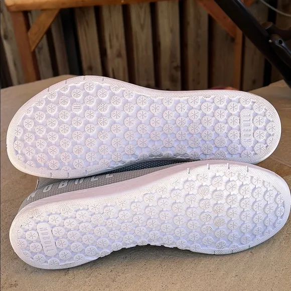 NOBULL Gray and White Athletic Shoes with Breathable Mesh