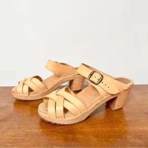 Nordic Fusion peep toe sandals