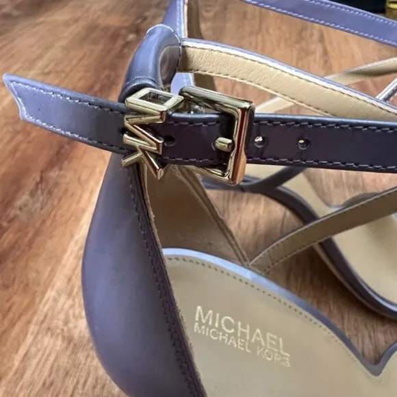 NWB MICHAEL KORS ANTONIA SANDAL PEARLIZED Orched Heel Sandal 40SOATHA1W Sz 9M