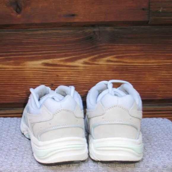 NWOB 8 WIDE Vionic 23Walk Classic Walker Sneaker Shoes