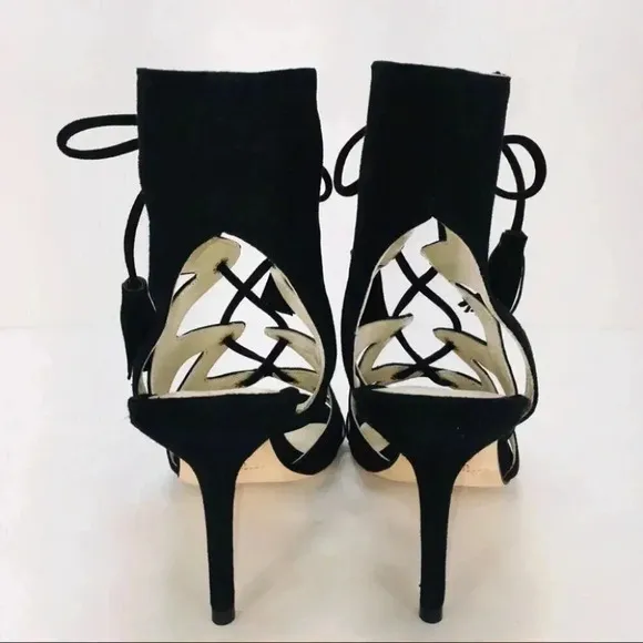 NWOB Bettye Muller Women's Swell Gladiator Sandals