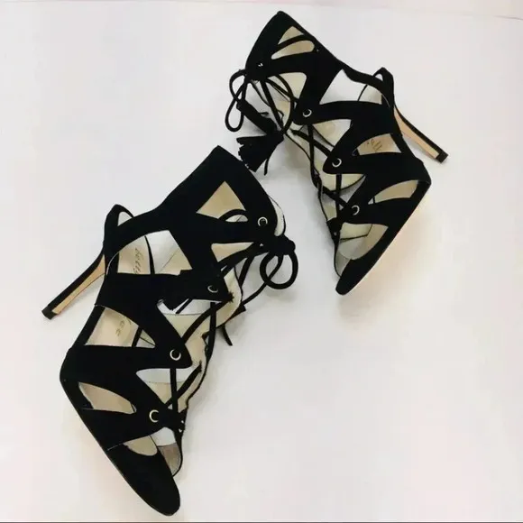 NWOB Bettye Muller Women's Swell Gladiator Sandals