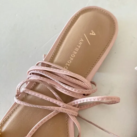 NWOT Anthropologie Embellished Tie Up Pink/Rose Raffia Square Toe Sandals