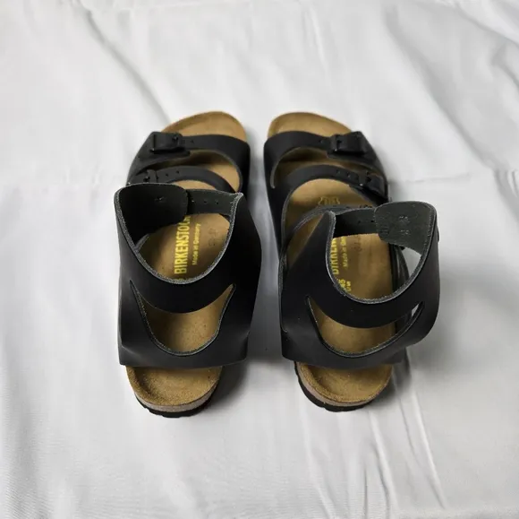 NWOT Birkenstock Athens Gladiator Sandals Size 38