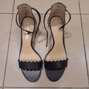 NWOT Coach Leather Monica Sandal