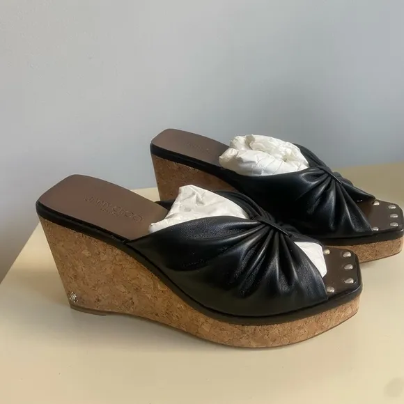 NWOT Jimmy Choo June 90 Leather Wedge Sandals In Black