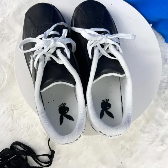NWOT • RARE |•PLAYBOY🐰•| Black White Bunny Ear Logo Sneakers Women's Size 9