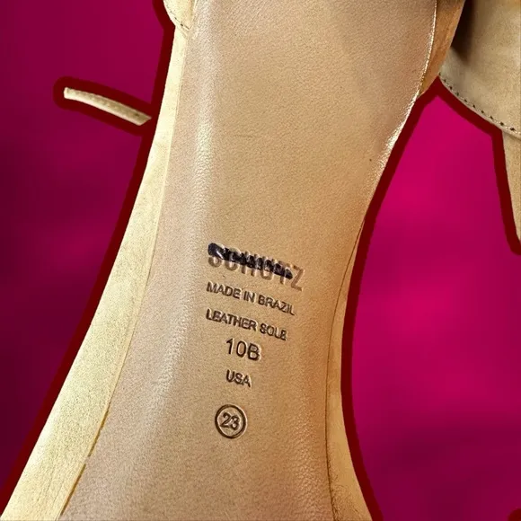 NWOT SCHUTZ ‘Khemira’ Ankle Strap Heeled Sandals in “Honey Beige” Nubuck Size 10