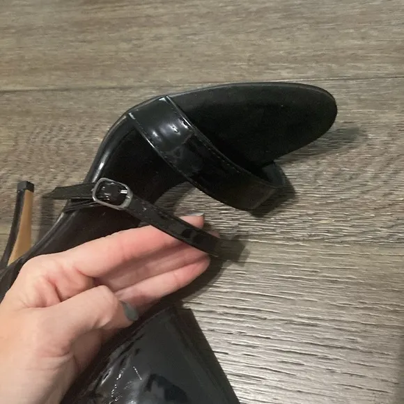 NWT BURJU Amante Thick Ankle Strap Heeled Sandals | Black | size 11