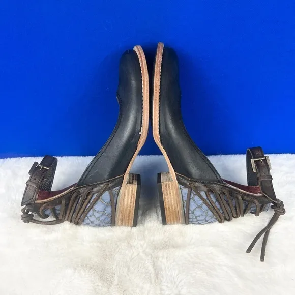 •NWT |•FREEBIRD BY STEVEN•| SIZE 9 'Marlon' Mary Jane Navy Blue Croc Shoes