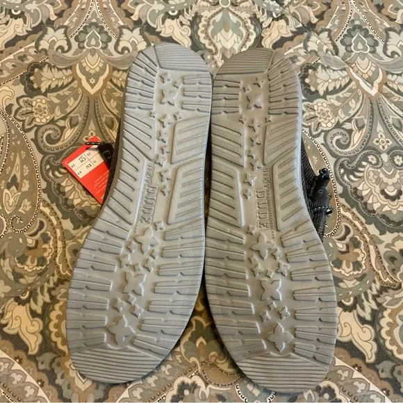 NWT Hey Dude Wally Sox Charcoal Mens Sz 11