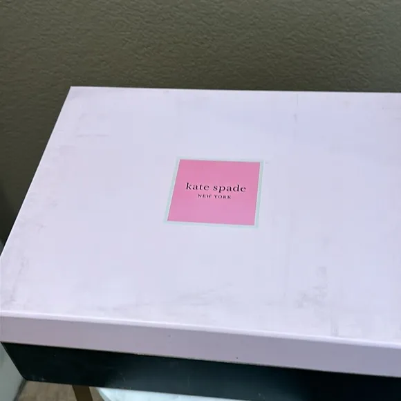 NWT  Kate Spade Leather Snakeskin Platform Sandals