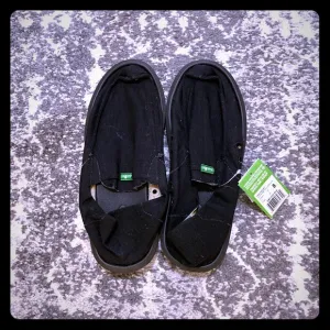 NWT Men’s Sanuk Pick Pocket slip-on shoes - Size 8
