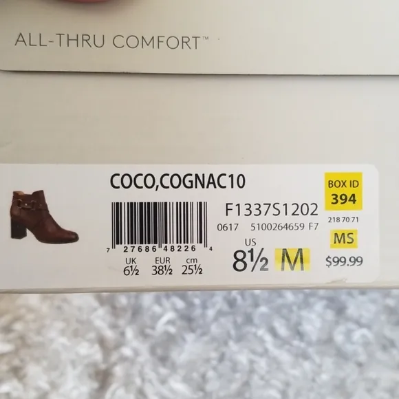 NWT Natural Soul Extra Arch Support Booties