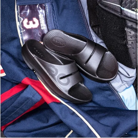 NWT- OOFOS OOahh Sport Slide Sandal, Unisex- Men’s Size 13, Women’s Size 15