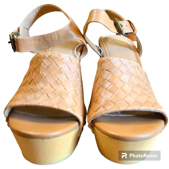 NWT REPORT Size 7.5 Isabella Brown Retro Peep-Toe Block Heel Wrap Ankle Sandals