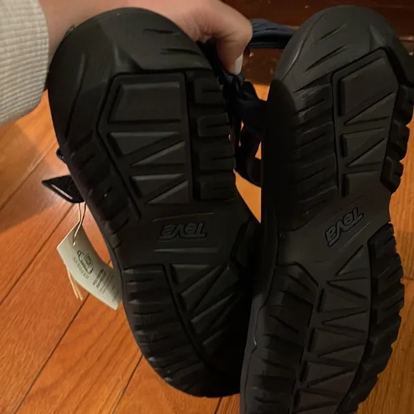 NWT Teva Hurricane XLT Men’s shoe 14