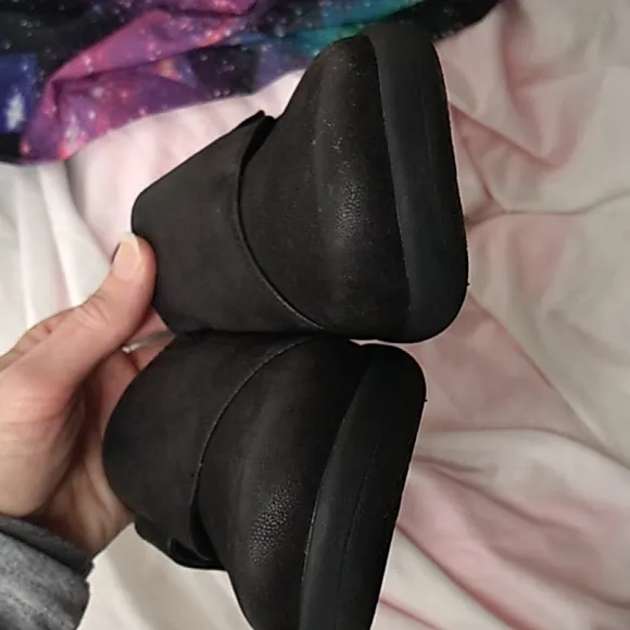 NWT Women's Clarks black Cloudsteppers size 6.5