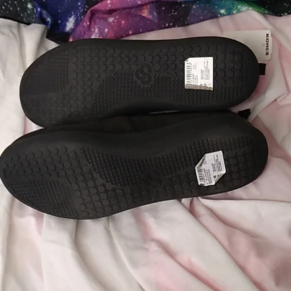 NWT Women's Clarks black Cloudsteppers size 6.5