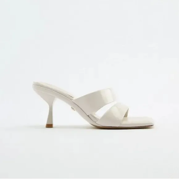 NWT. Zara White Padded High Heel Sandals. Size 6.