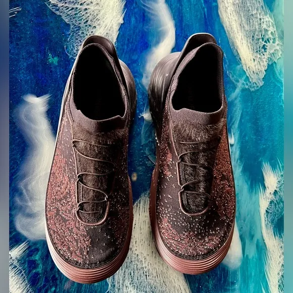 OFFER Hoka M-11, W-12 Restore Chukka PariaFarzaneh CHOCOLATE LIKENEW Worn twice