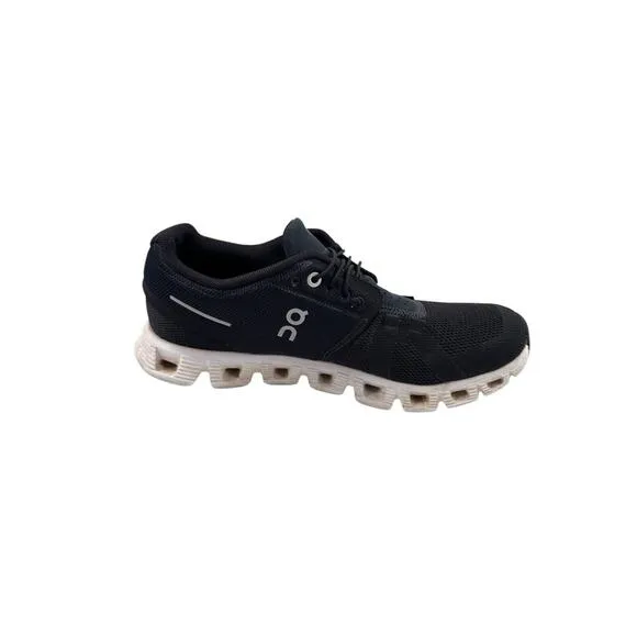 On Cloud 5 Women’s Running Shoes Black/White Sz 7 Athleisure Gym
