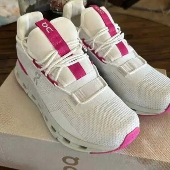 🥰🥰On Cloud Cloudnova Barbie Women Pink Shoes White