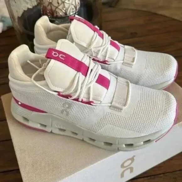 🥰🥰On Cloud Cloudnova Barbie Women Pink Shoes White