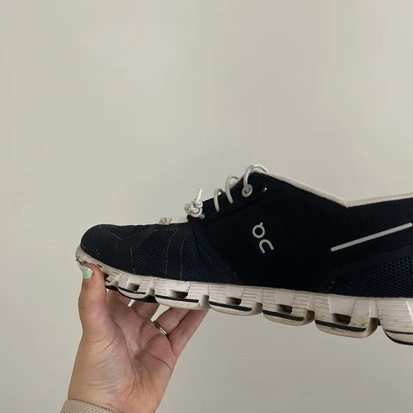On Cloud Navy Blue Men’s Running Shoes