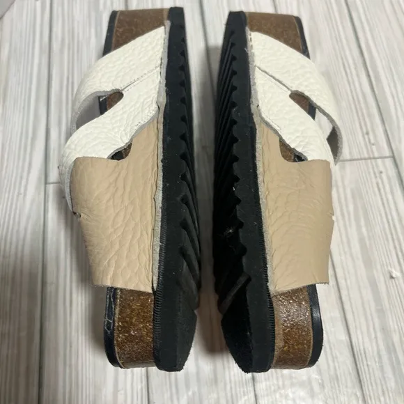 On foot Strappy platform sandals size 38-7.5-8