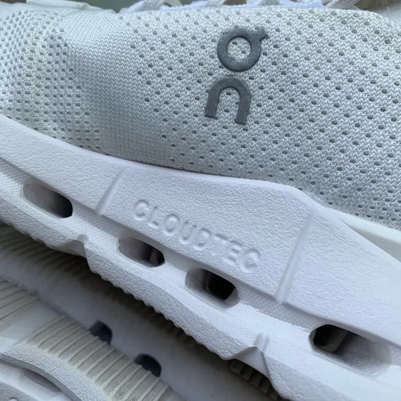 On Running Cloudnova 2 Women’s Running Shoes