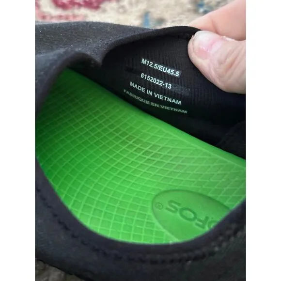 OOFOS Men's Black OOmg eeZee Low Low Top Recovery Comfort Shoes Size 12.5
